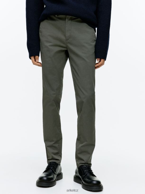 muži ARKET tenké strečové kalhoty oblečení khaki zelená J8R2D1071