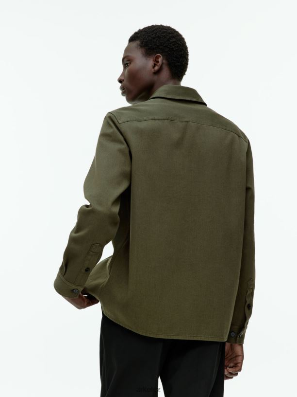 muži ARKET bavlněná keprová košile oblečení zelená J8R2D968