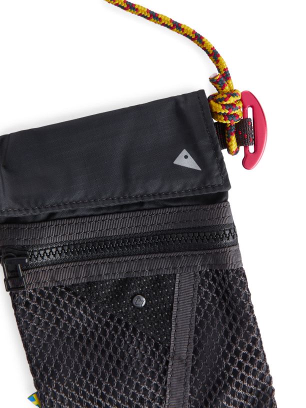 unisex ARKET kapsa na šňůrku klattermusen algir tašky Černá J8R2D1203