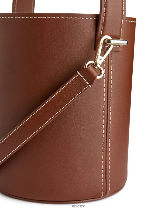 unisex ARKET malá kožená kabelka tašky hnědý J8R2D768